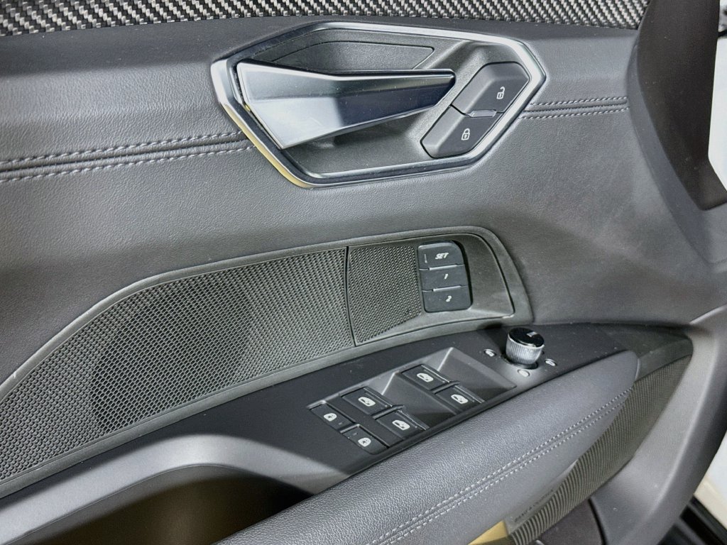 Used 2023 Audi e-tron GT Prestige AWD/4WD image 18