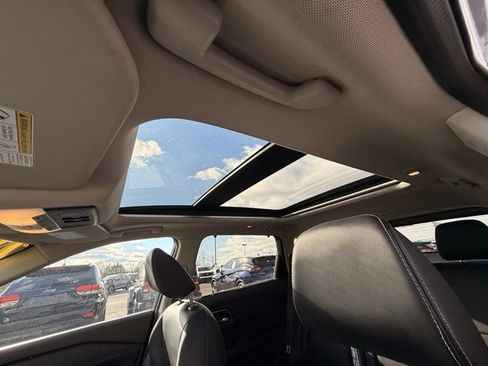 Certified 2021 Nissan Rogue SL w/ Premium Package image 16