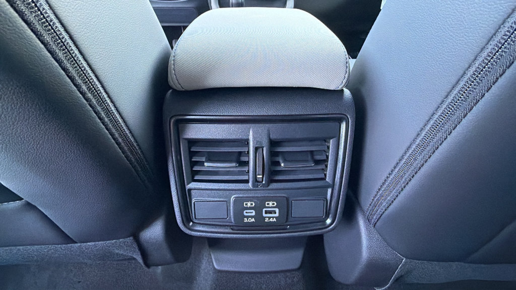 Used 2026 Subaru Forester Limited AWD/4WD image 25