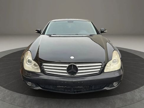 Used 2007 Mercedes-Benz CLS 550 image 2