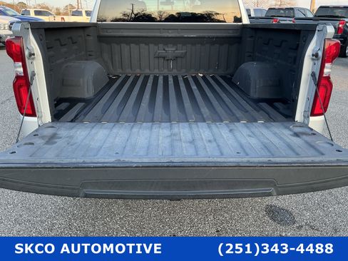 Used 2021 Chevrolet Silverado 1500 RST w/ Bed Protection Package image 21
