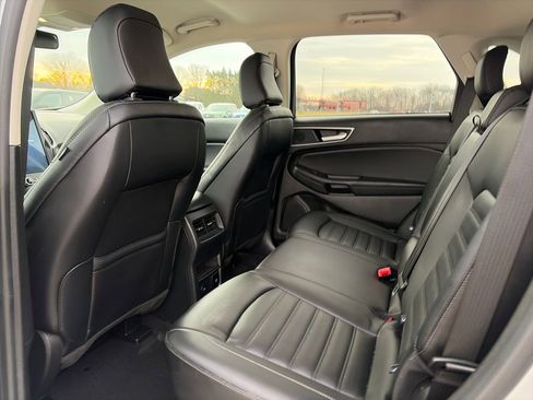 Used 2024 Ford Edge SEL w/ Convenience Package image 22