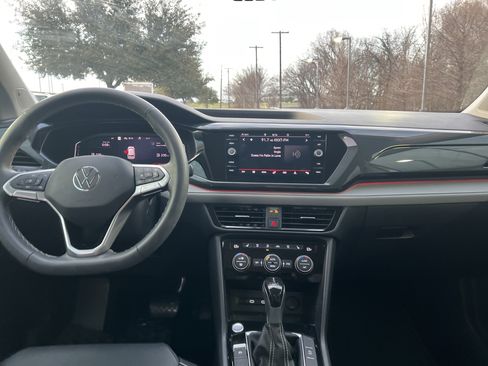 Certified 2022 Volkswagen Taos SEL image 28