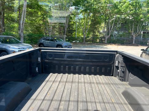 Certified 2022 Chevrolet Silverado 2500 LTZ w/ LTZ Plus Package AWD/4WD image 35