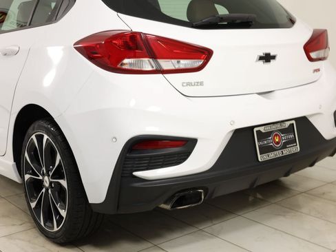 Used 2019 Chevrolet Cruze Premier w/ Sun And Sound Package FWD image 44