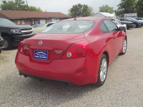 Used 2008 Nissan Altima 3.5 SE w/ Premium Pkg image 3