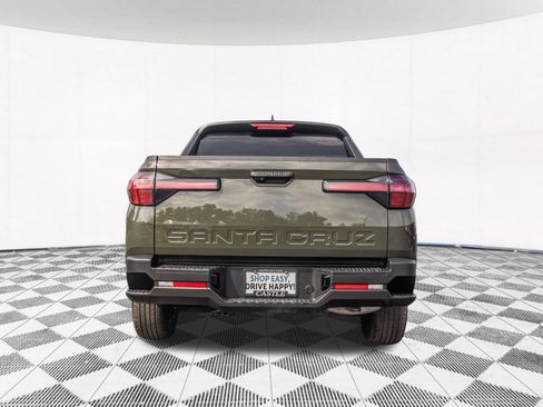 Certified 2025 Hyundai Santa Cruz SEL FWD image 9