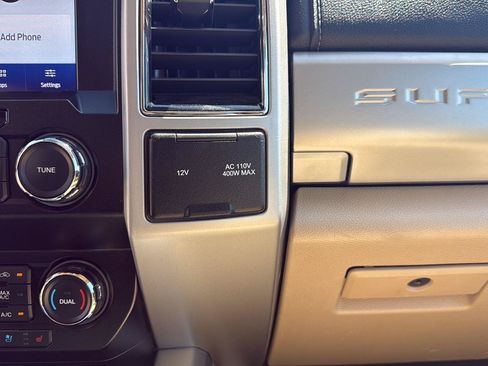 Used 2020 Ford F250 Lariat w/ Chrome Package AWD/4WD image 31