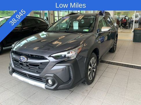 Used 2023 Subaru Outback Touring XT AWD/4WD image 2