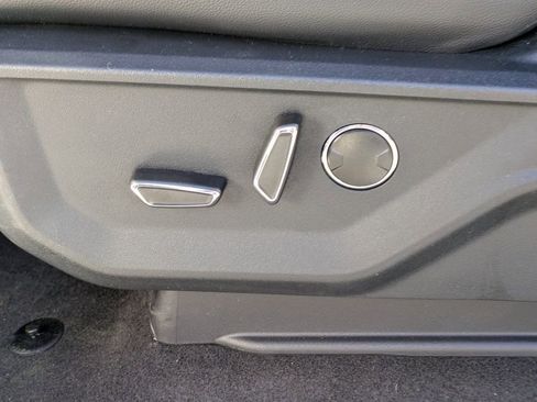 New 2025 Ford F150 Lariat w/ Equipment Group 502A High image 23