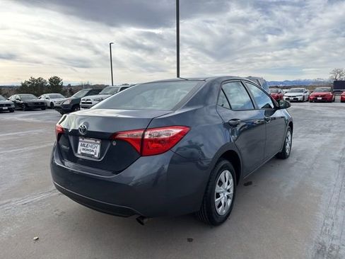 Used 2018 Toyota Corolla L image 8