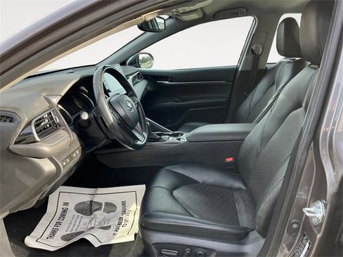 Used 2024 Toyota Camry XSE image 9