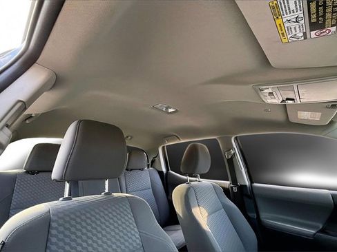 Used 2021 Toyota Tacoma SR5 image 25