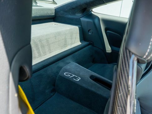 Used 2018 Porsche 911 GT3 RWD image 51