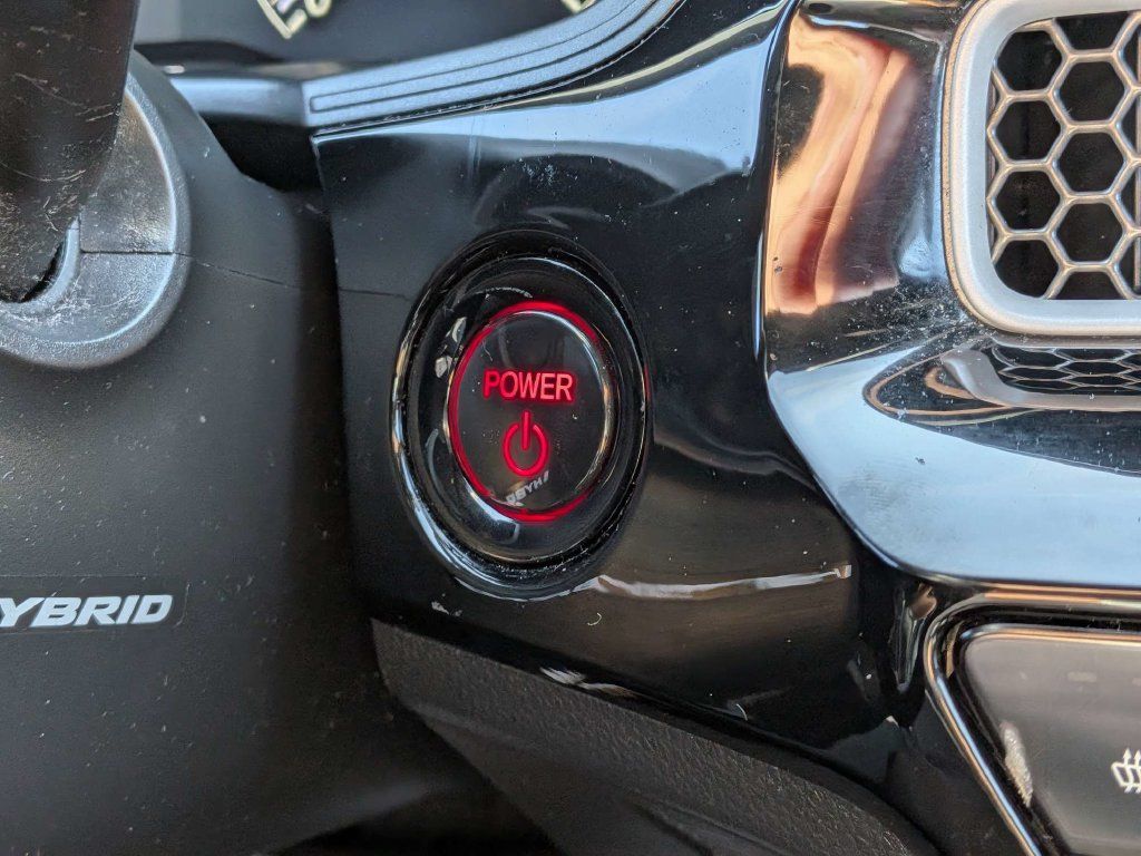 Used 2025 Honda Civic Sport image 28