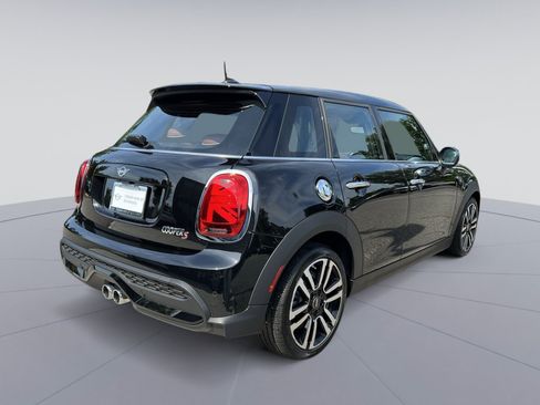 Used 2022 MINI Cooper S FWD image 9