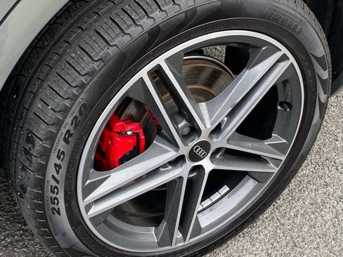 Used 2024 Audi Q5 e Premium Plus w/ Premium Plus Package image 22