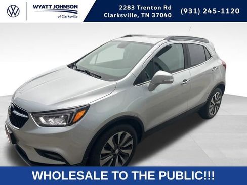 Used 2018 Buick Encore Essence FWD image 1