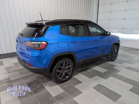 Used 2026 Jeep Compass Limited AWD/4WD image 4