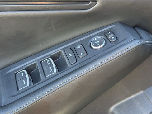 Used 2025 Honda Accord Sport image 26