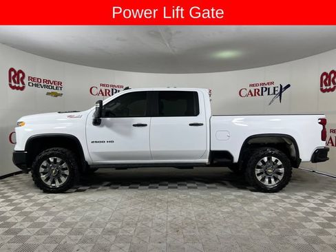 Used 2025 Chevrolet Silverado 2500 Custom w/ Custom Value Package AWD/4WD image 4
