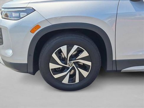 Used 2026 Volkswagen Tiguan S FWD image 24