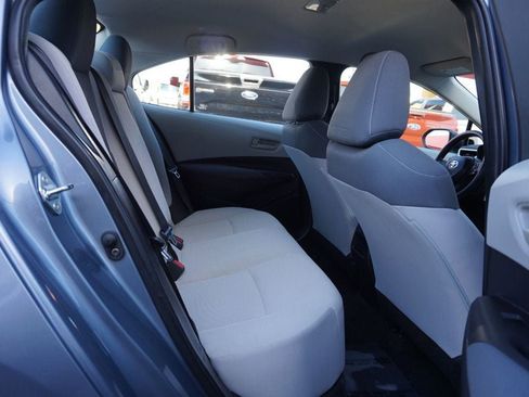 Used 2022 Toyota Corolla LE w/ Carpet Mat Package (TMS) FWD image 18