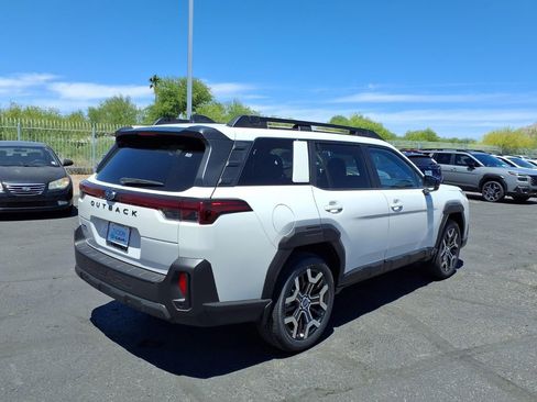 New 2026 Subaru Outback Touring XT AWD/4WD image 9