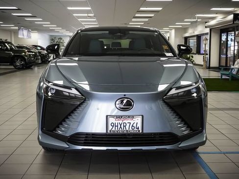 Certified 2023 Lexus RZ 450e Premium w/ Technology Package AWD/4WD image 4