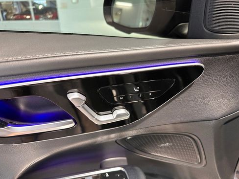 Certified 2023 Mercedes-Benz C 300 C 300 Exclusive 4MATIC AMG Lin image 12