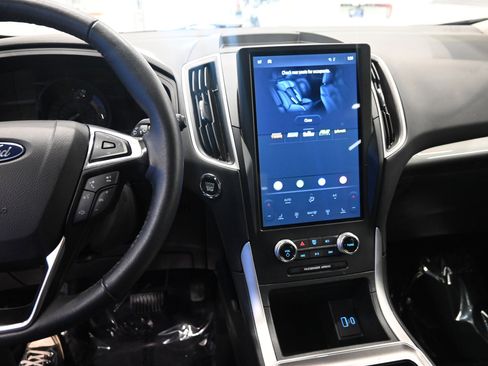 Certified 2024 Ford Edge SEL image 26