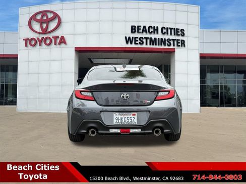 Certified 2023 Toyota GR86 w/ ALL Weather Mat Package (TMS) RWD image 9