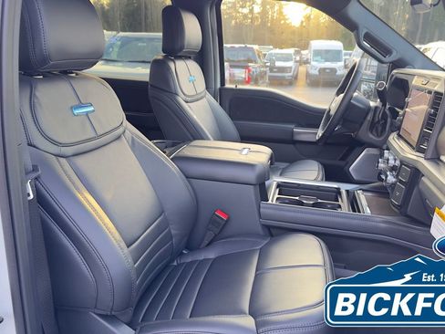 New 2026 Ford F450 Platinum image 18