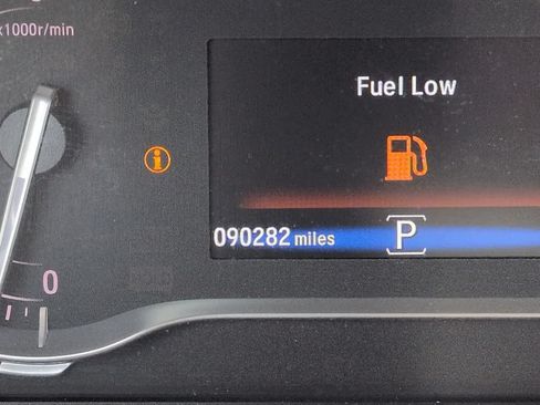 Used 2017 Honda Pilot Touring image 28