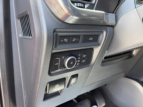 Used 2021 Ford F150 Lariat w/ Equipment Group 502A High AWD/4WD image 18