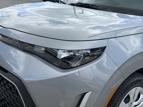 Certified 2023 Kia Soul LX FWD image 9