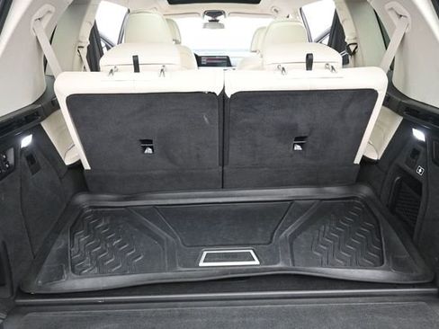 Used 2022 BMW X7 xDrive40i w/ Executive Package AWD/4WD image 22
