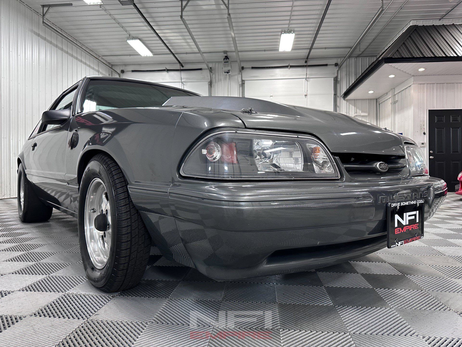 Used 1988 Ford Mustang LX RWD image 15