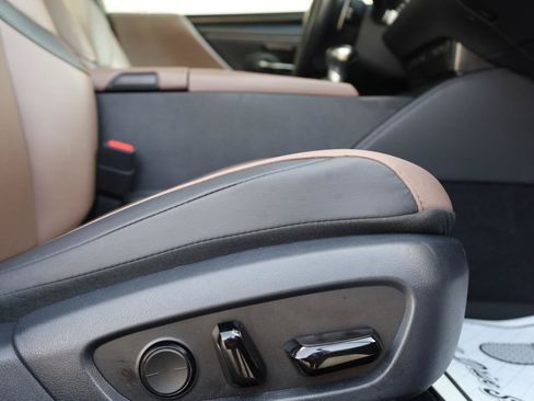 Used 2023 Lexus ES 350 w/ Premium Package FWD image 29