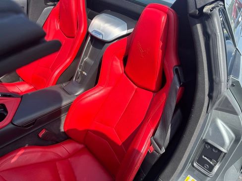 Used 2023 Chevrolet Corvette Stingray Preferred Conv w/ Z51 Performance Package RWD image 14