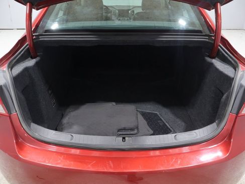 Used 2015 Chevrolet Impala LT FWD image 4