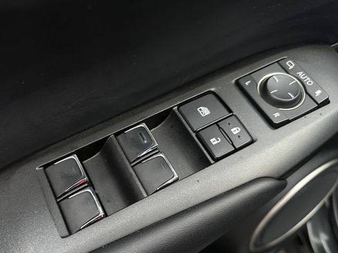 Used 2020 Lexus NX 300 FWD image 14