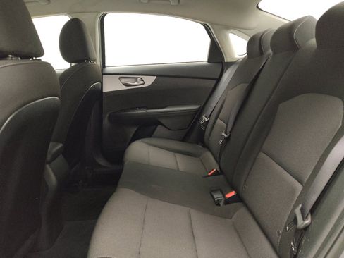 Used 2023 Kia Forte LXS image 18