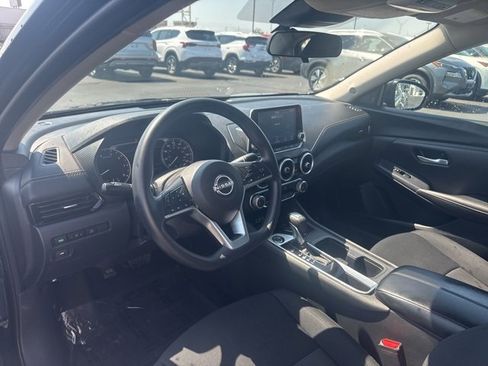 Used 2024 Nissan Sentra SV image 9