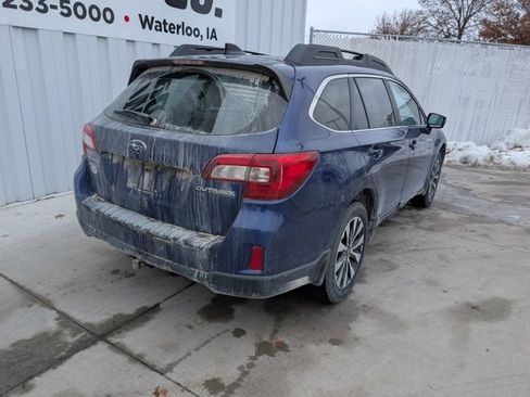 Used 2016 Subaru Outback 2.5i Limited image 15