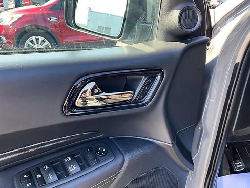 Used 2022 Dodge Durango R/T w/ Quick Order Package 22F AWD/4WD image 12