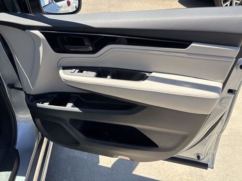 Certified 2025 Honda Odyssey Touring image 18