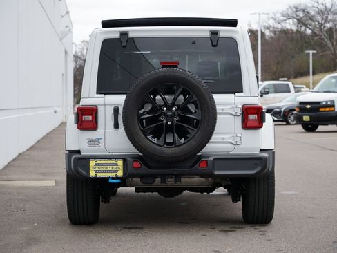 Used 2022 Jeep Wrangler Unlimited Sahara w/ Cold Weather Group image 4