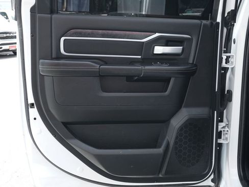 Used 2024 RAM 2500 Big Horn image 29