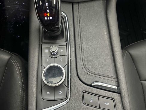 Used 2020 Cadillac XT5 Premium Luxury image 32